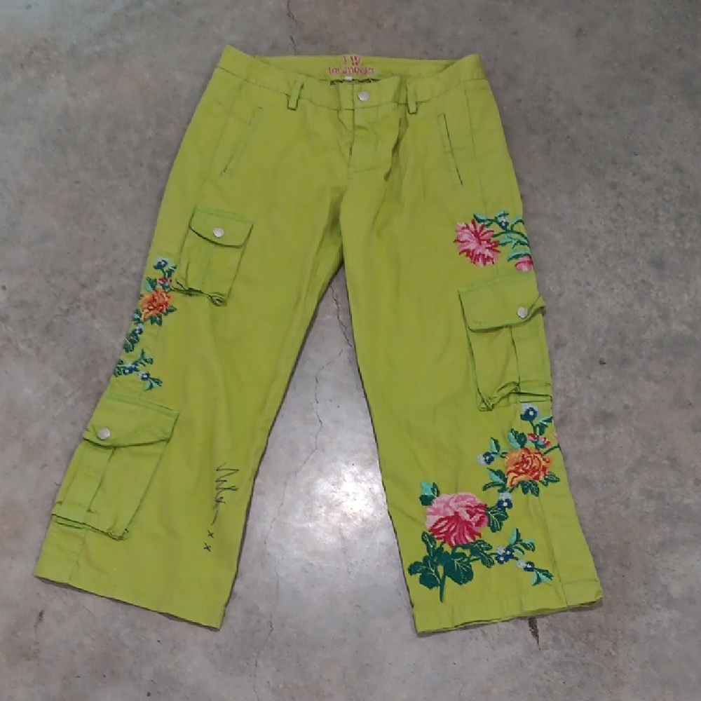 Floral Embroidered Green Cargo Pants